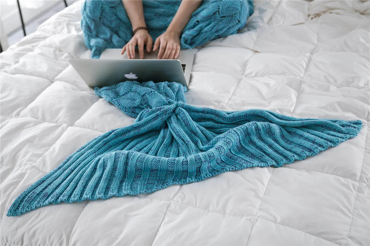 Soft Knitted Mermaid Blanket 16081