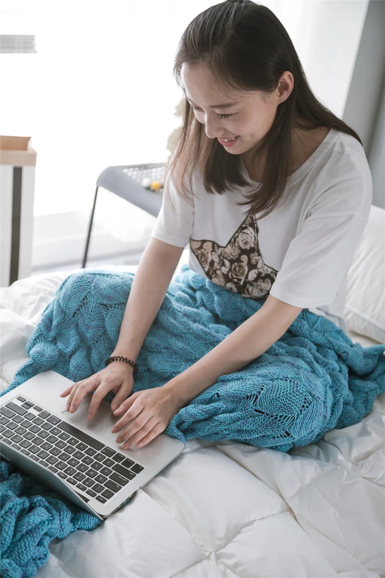 Soft Knitted Mermaid Blanket 16081