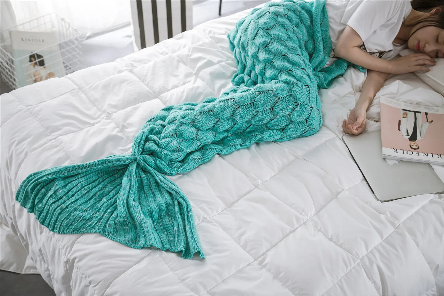 Soft Knitted Mermaid Blanket 16081